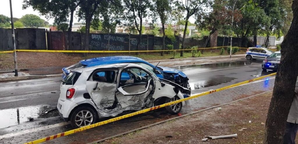 Incidente di Casal Palocco: ipotesi video cancellati, telefoni al setaccio