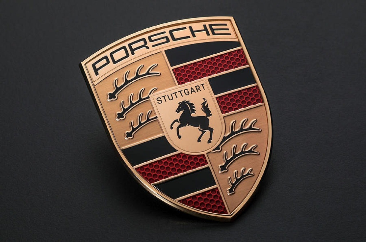 Porsche: nuovo logo per il 75° anniversario