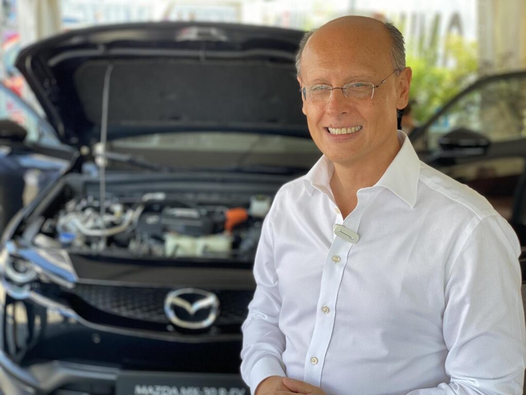 Mazda al MIMO 2023: Roberto Pietrantonio ci racconta la nuova MX-30 R-EV [VIDEO INTERVISTA]
