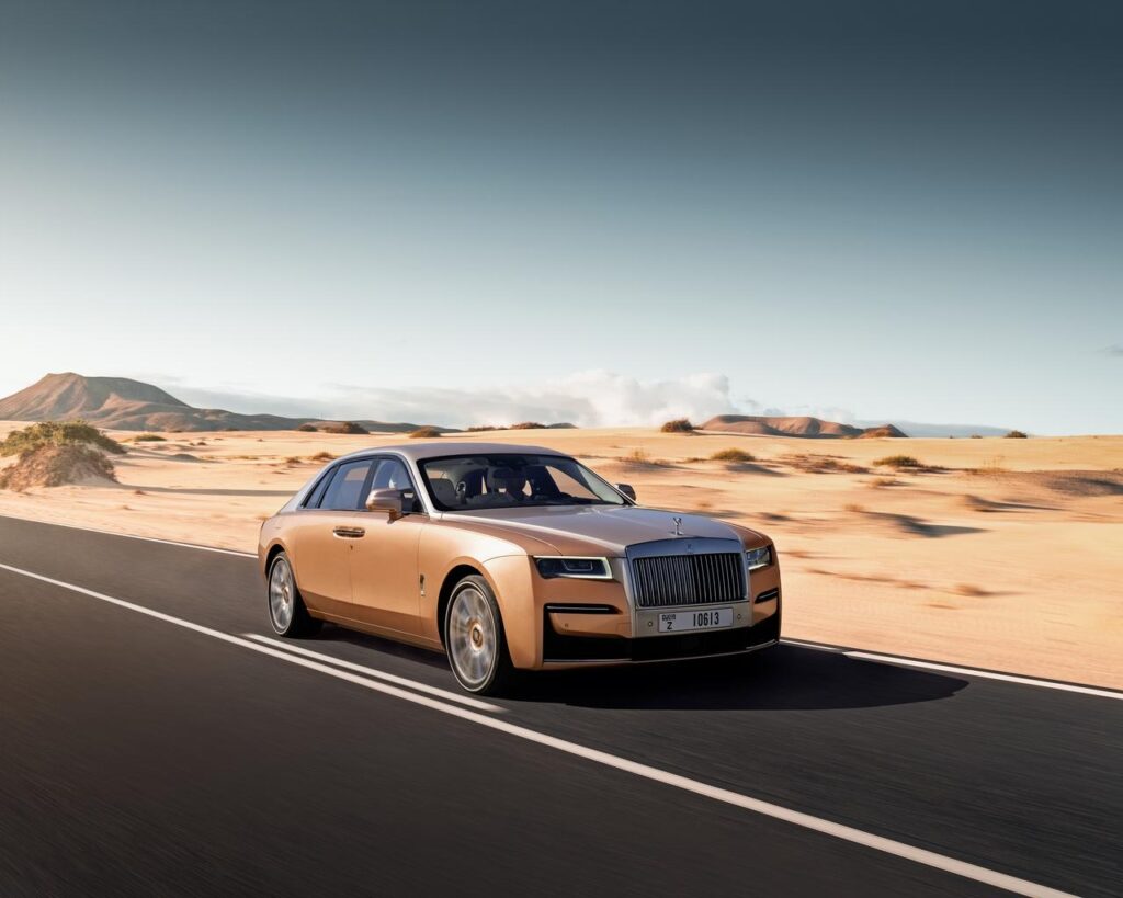 Rolls-Royce Ghost Extended: svelato il primo progetto del Private Office Dubai [FOTO]