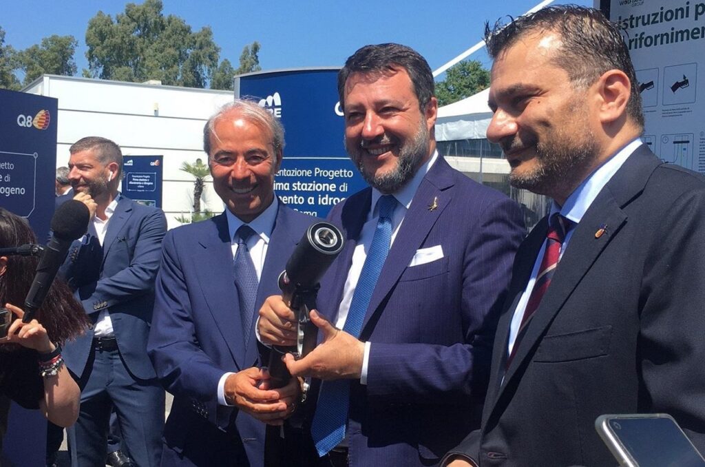 Roma: Matteo Salvini inaugura la prima stazione di rifornimento a idrogeno