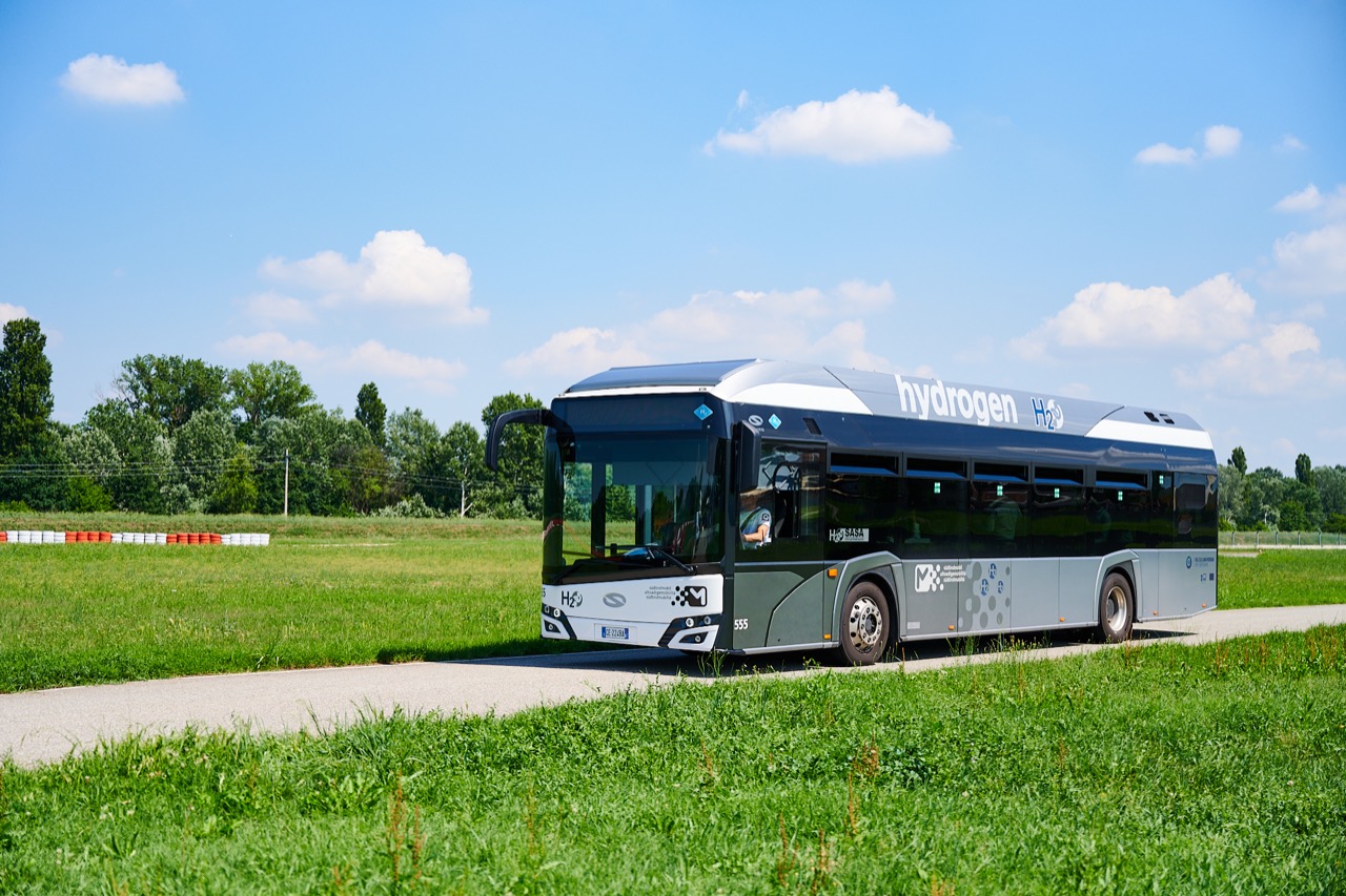 Hydrogen Experience 2023 - Autobus
