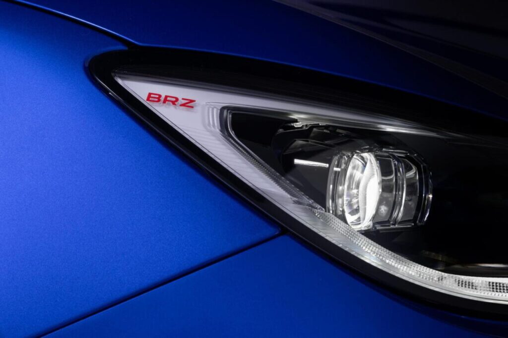 Subaru BRZ 2024: il 23 luglio sarà presentata la nuova versione [TEASER]