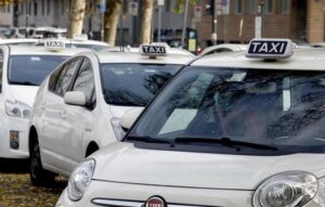 Carenza Taxi, Udicon: “Situazione inaccettabile nelle principali città italiane”