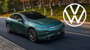Volkswagen acquista il 5% di Xpeng: insieme produrranno veicoli elettrici