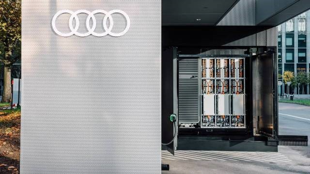 Audi Charging Hub: stazioni di ricarica rapida e sostenibili in centro città