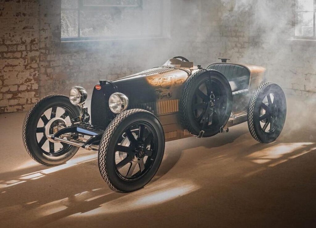Bugatti Baby II Golden Era: la perfetta aggiunta all’esclusiva Chiron Golden Era [FOTO]