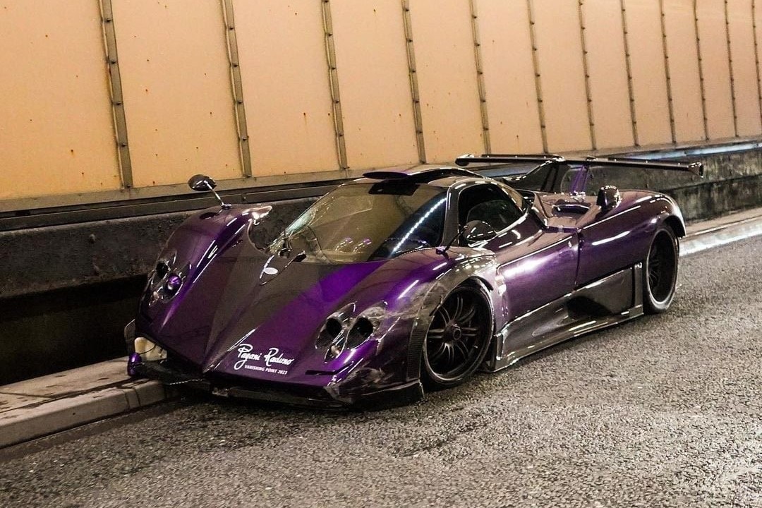 Pagani Zonda 760 LH venduta da Hamilton distrutta in un incidente nel Galles: FOTO e ultime notizie
