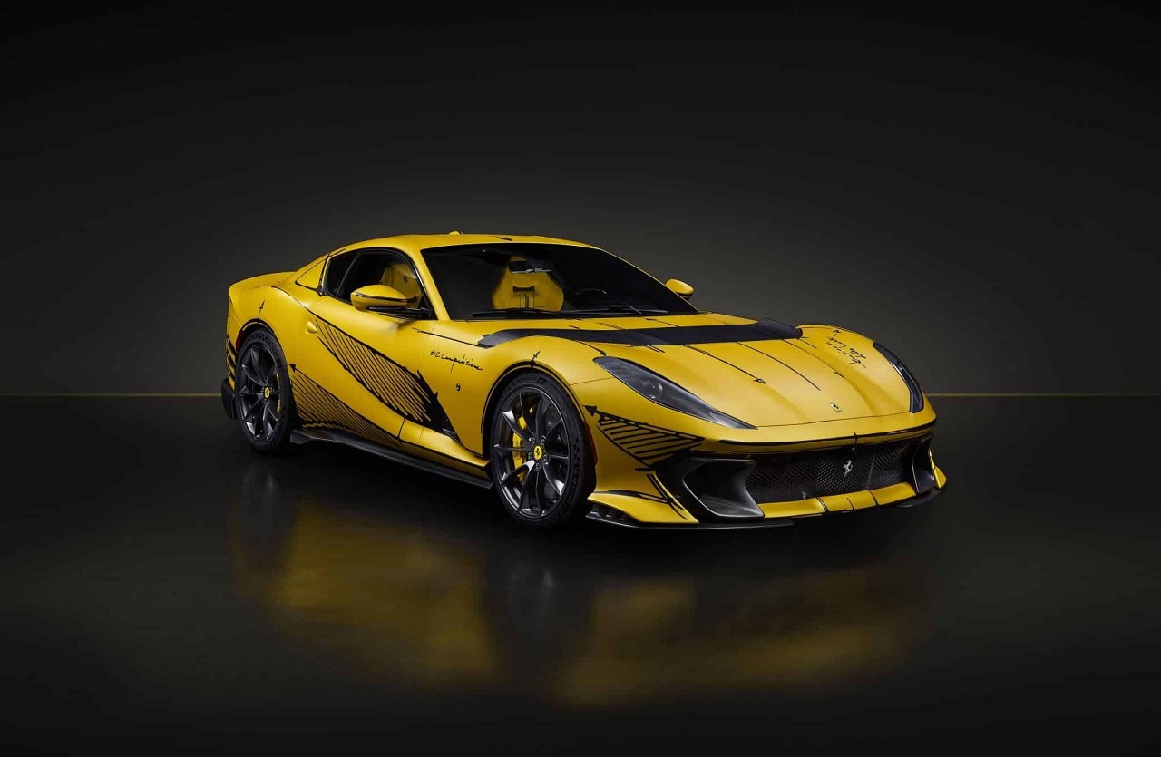 Ferrari 812 Competizione Tailor Made: all’asta super car dalle caratteristiche uniche