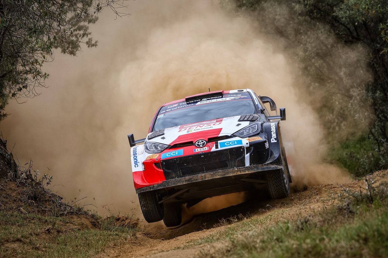 WRC: Toyota e Rovanpera cercano l’allungo decisivo nel rally di casa