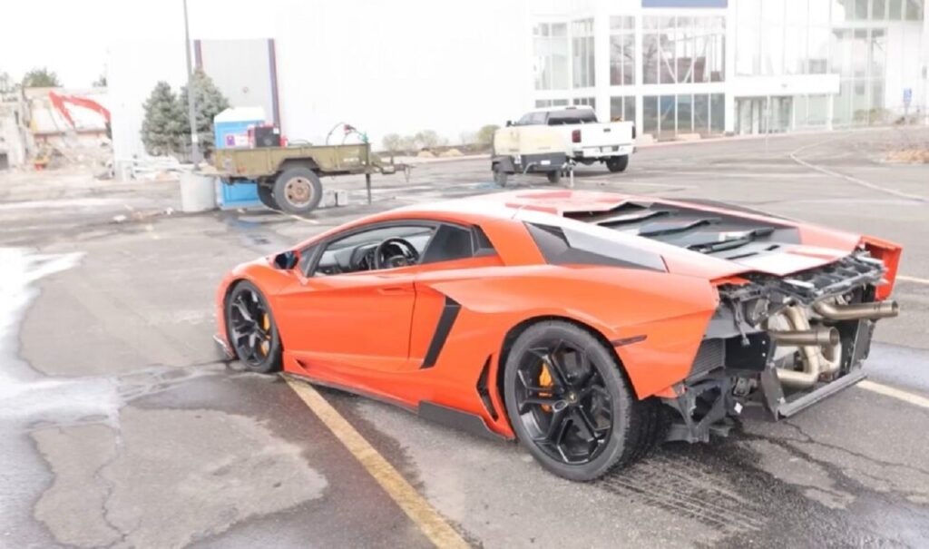 Lamborghini Aventador