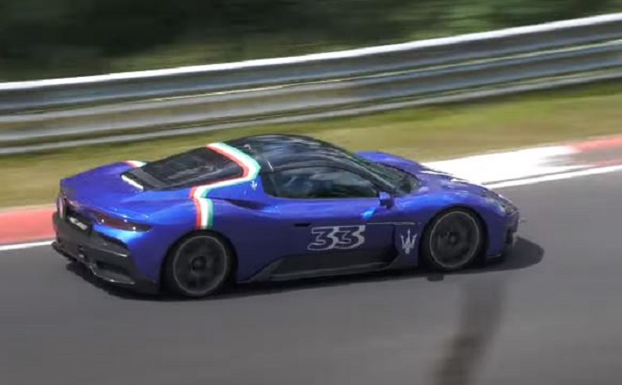Maserati MC20: giri veloci al Nurburgring per la sportiva del Tridente [VIDEO SPIA]