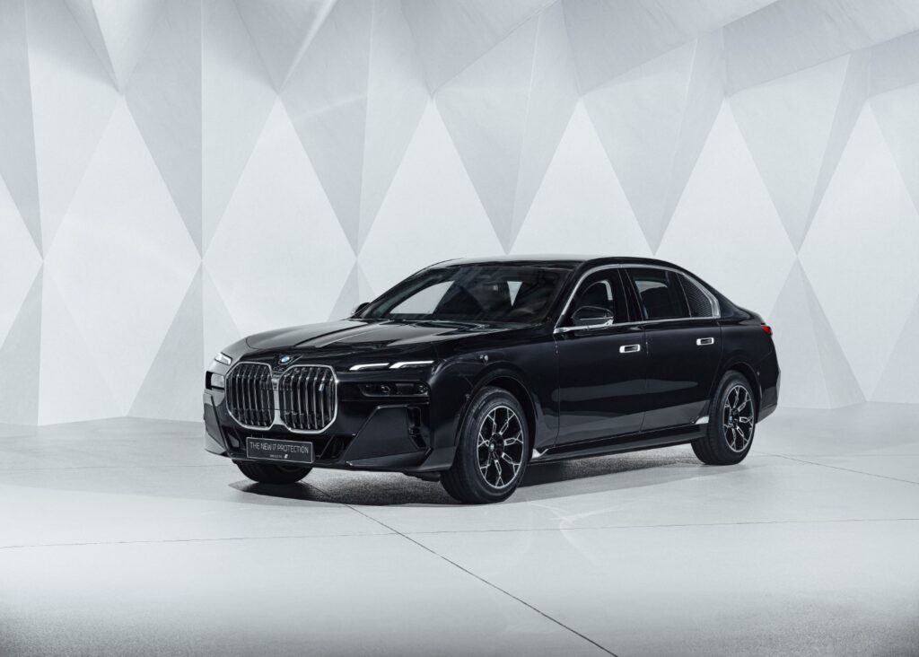BMW presenta le sue novità all'IAA Mobility 2023