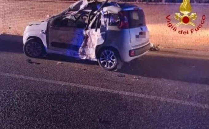 Matera, 17enne alla guida di un’auto si schianta e muore: ferito l’amico che era con lui