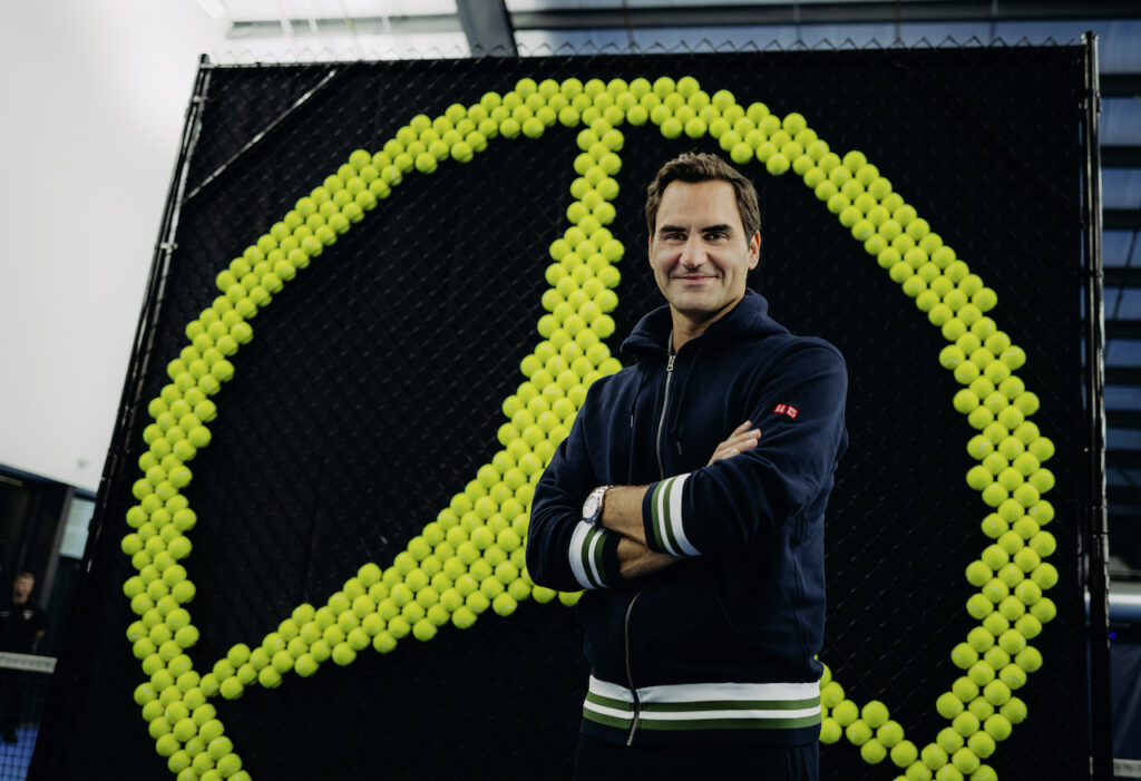 Mercedes: rinnovata la partnership con Roger Federer