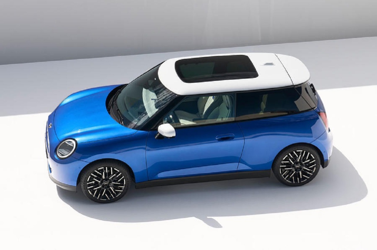 Le nuove Mini Aceman e Cooper elettriche saranno costruite a Oxford dal 2026