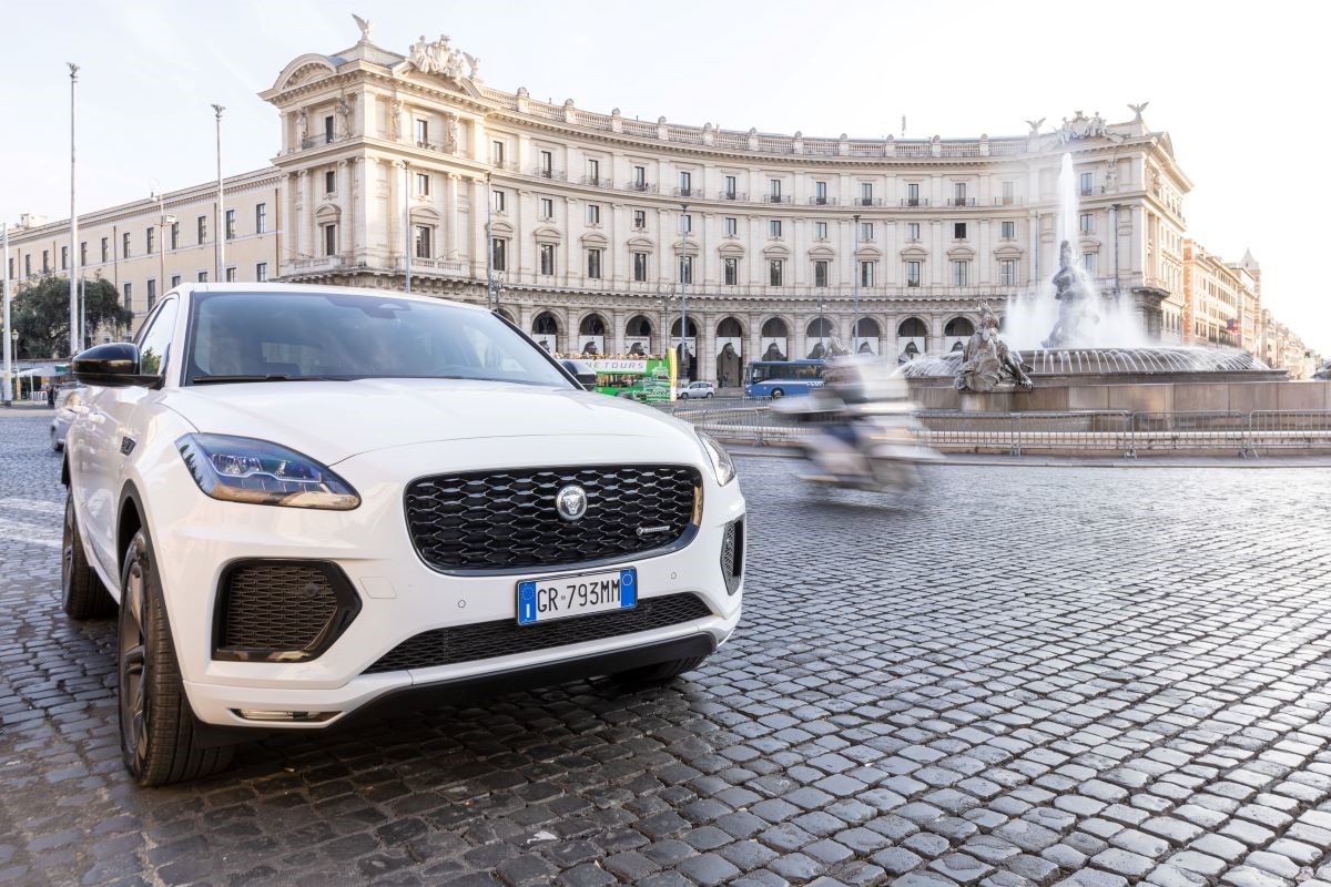 E-ducation 2.0: il progetto di Jaguar Land Rover Italia per la mobilità elettrica e sostenibile