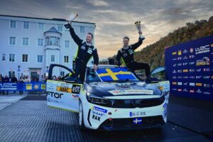 ADAC Opel Electric Rally Cup: Calle Carlberg vince la stagione 2023 [FOTO]