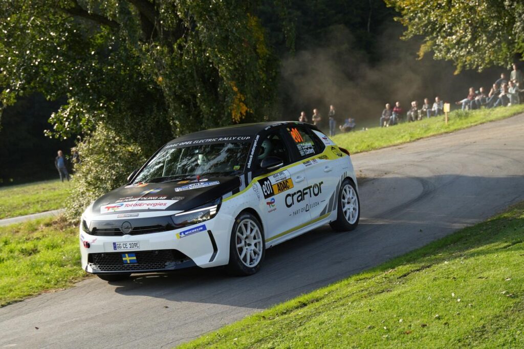 ADAC Opel Electric Rally Cup 2023: Carlberg vince il Rallye Stemweder Berg