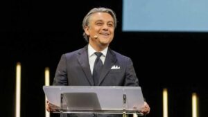 Renault: De Meo conferma l’obiettivo 100% elettrico entro il 2030