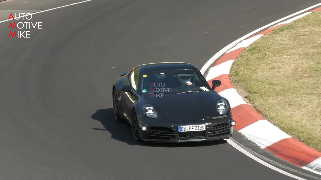 Porsche 911 Hybrid: il debutto è previsto attorno al 2025
