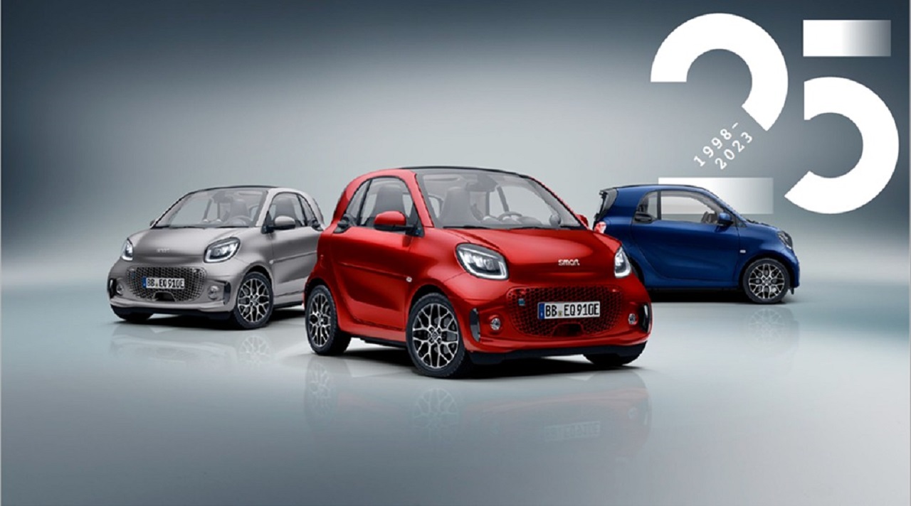 smart EQ fortwo 25th anniversary: serie speciale per festeggiare i 25 anni di un’icona