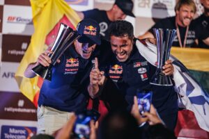 W2RC 2023: Toyota Gazoo Racing e Nasser Al-Attiyah campioni del mondo per il secondo anno consecutivo [FOTO]