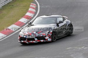 Toyota Supra GRMN: primo avvistamento della versione ad alte prestazioni [FOTO SPIA]