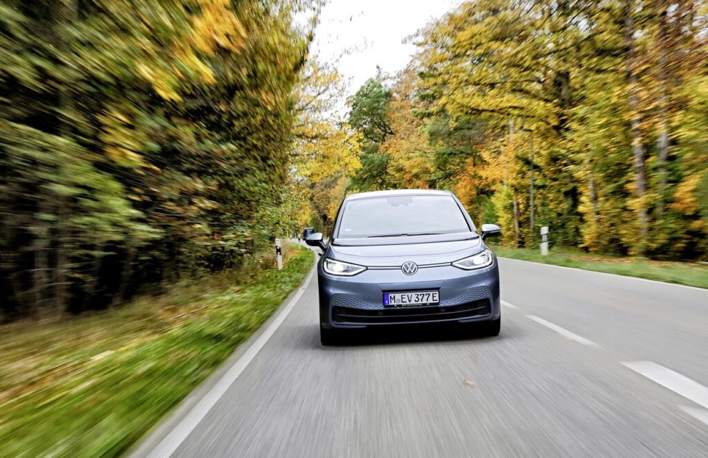 Volkswagen ID.3 supera i test dei 100.000 km dell’ADAC
