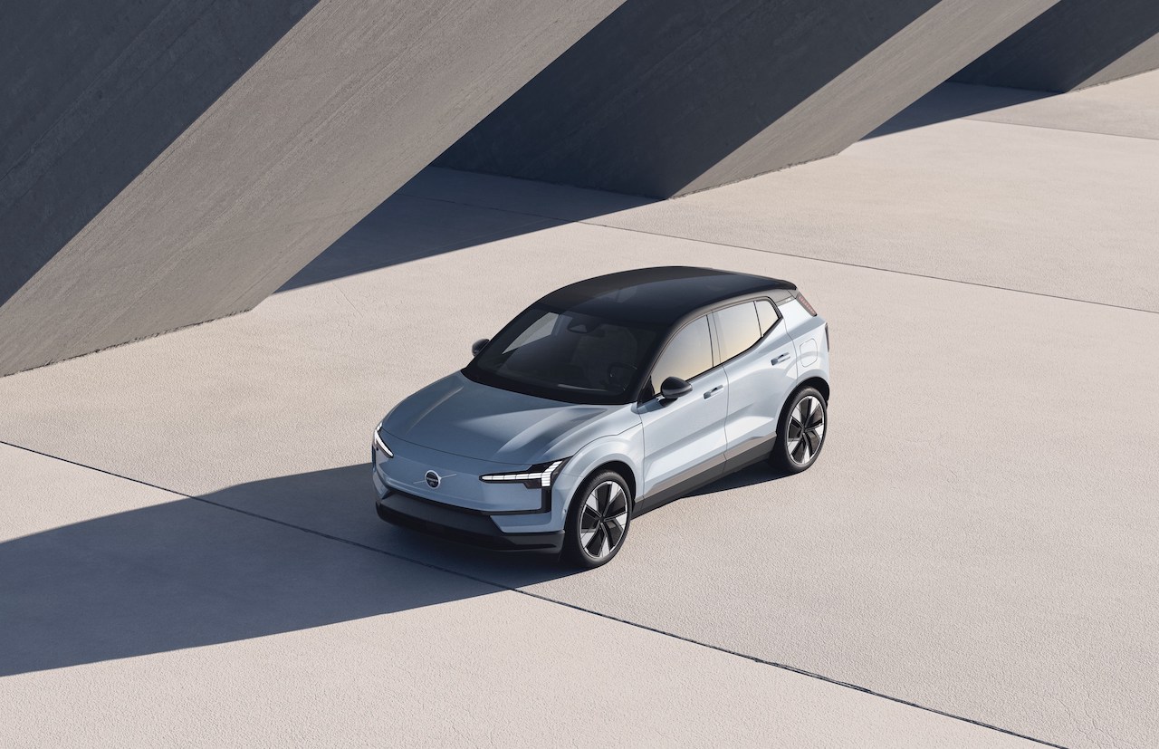 Volvo EX30: è stata nominata Auto dell’Anno 2023 da The Sun