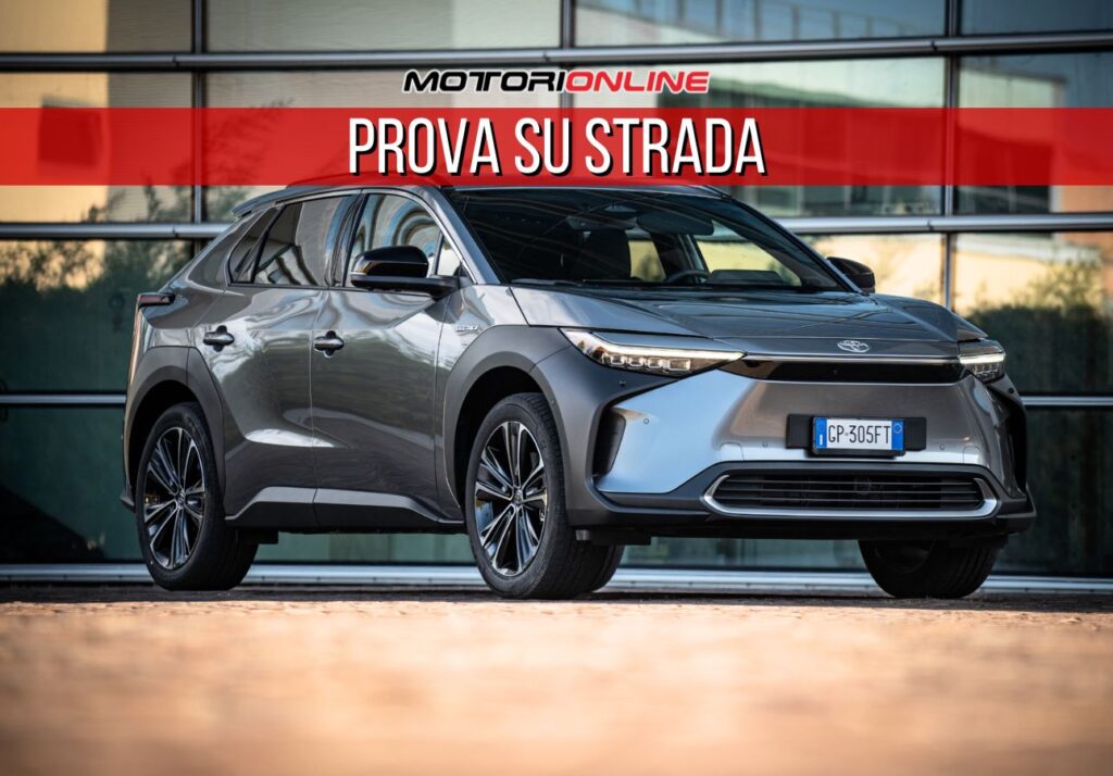 Toyota bZ4X: prima PROVA SU STRADA a bordo dell’elettrica [FOTO e VIDEO]