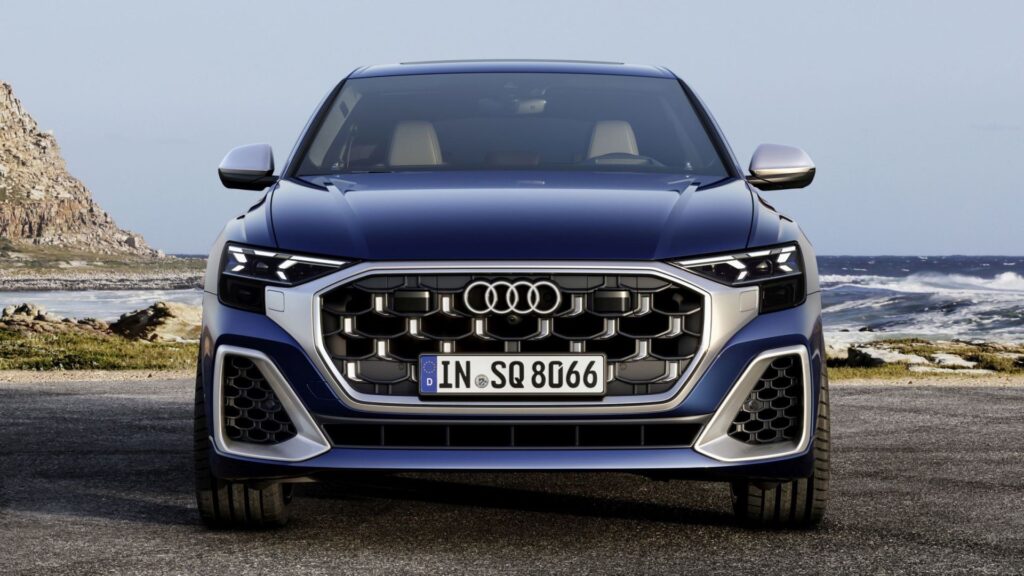 Audi SQ8 2024: ecco le caratteristiche del facelift e i motori [VIDEO]
