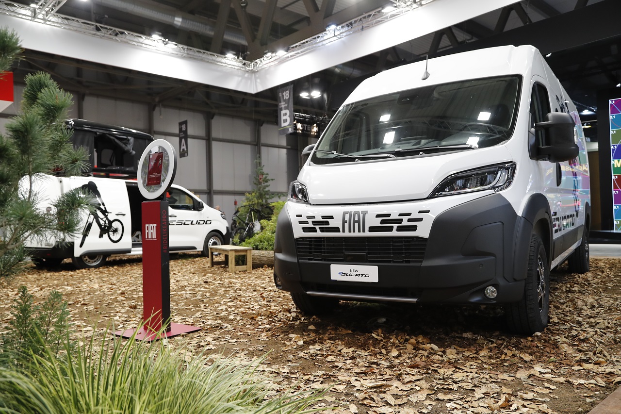 Fiat Professional presente all’EICMA con E-Scudo e E-Ducato 2024