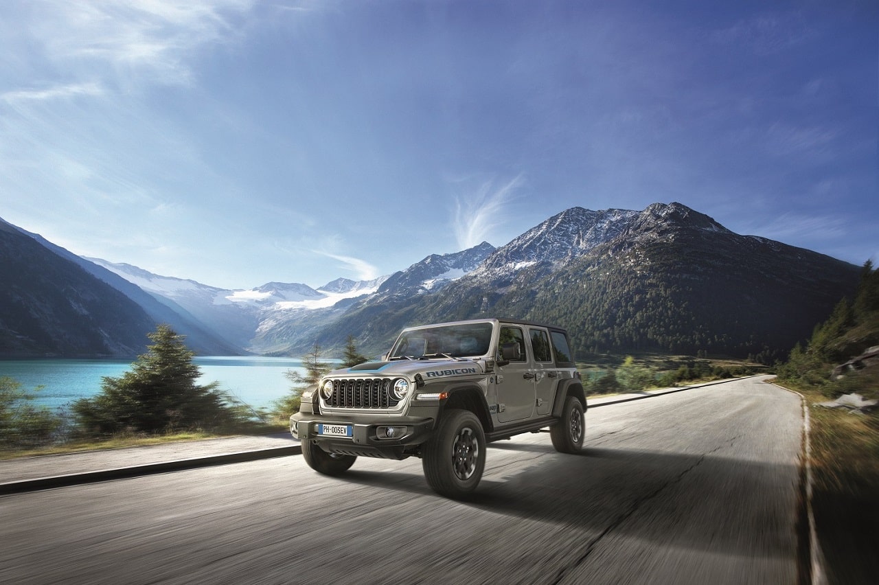 Jeep Wrangler 4xe 2024: si aprono gli ordini in Europa