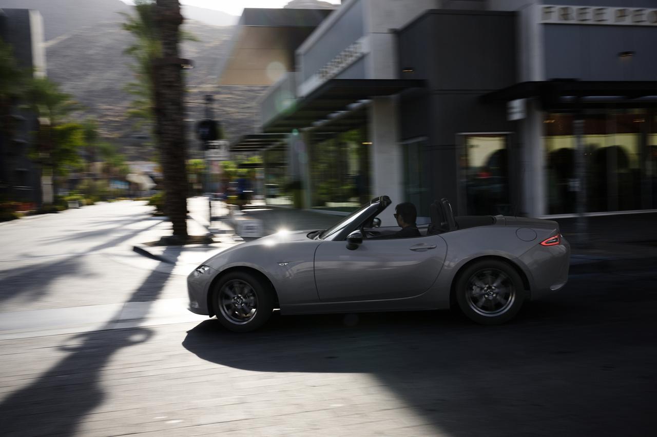 Mazda MX-5: niente elettrico per ora, sì alle edizioni speciali