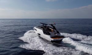 NX 290 Grand Style: la prova della barca a motore brasiliana [VIDEO]