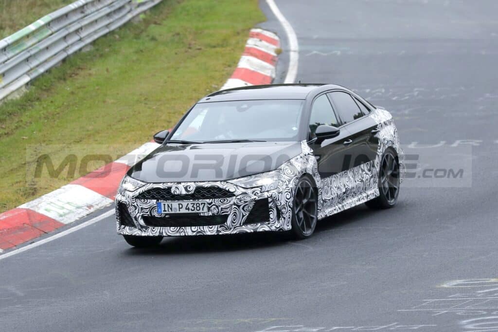 Nuove Audi S3 ed RS 3: proseguono i test sul nuovo restyling [FOTO SPIA]