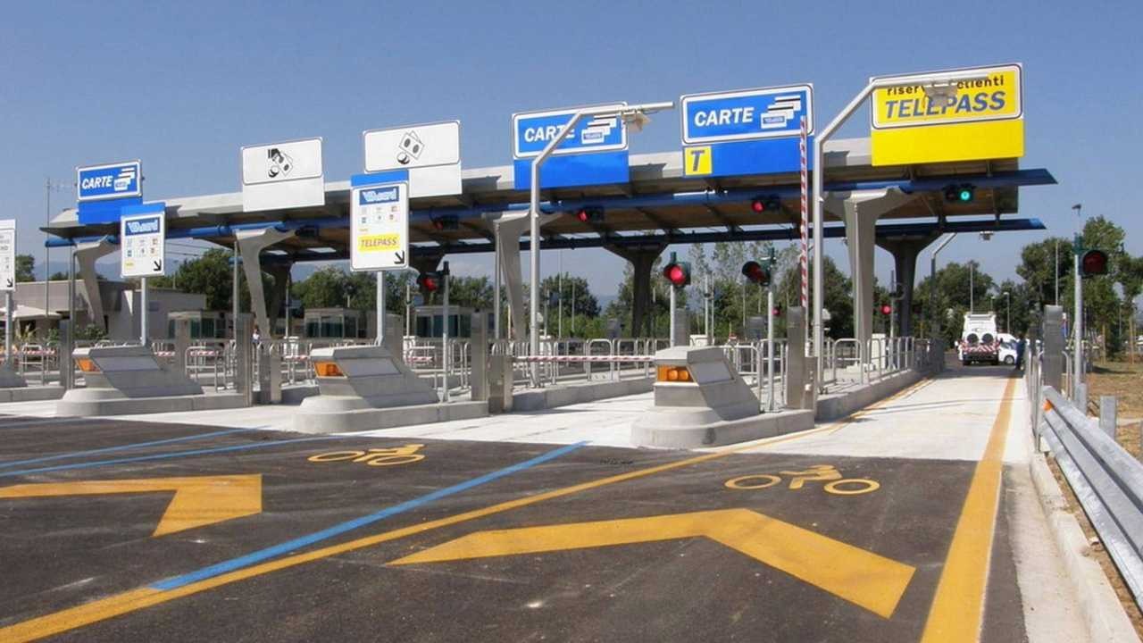 Autostrade: sequestro preventivo per i furbetti del pedaggio