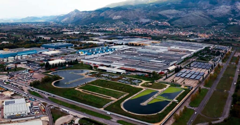 Stellantis: stop di 40 giorni alla produzione nello stabilimento di Cassino