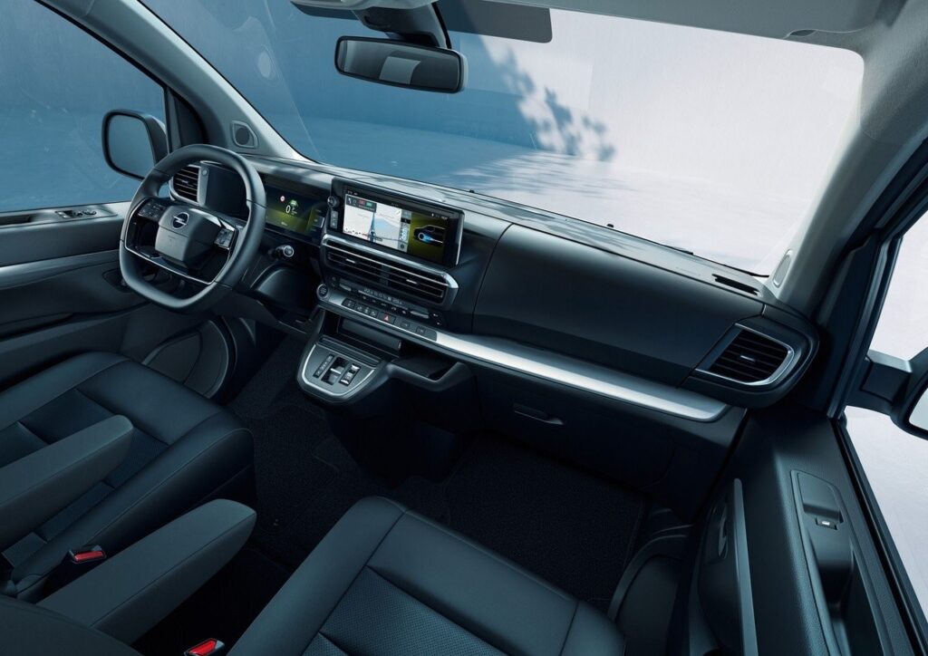 Zafira Electric e Combo Electric 2024: le novità di Opel per la mobilità elettrica
