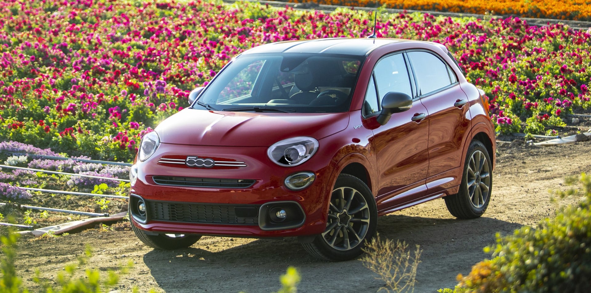 Fiat 500 X 2024: caratteristiche, motori e prezzi con allestimenti