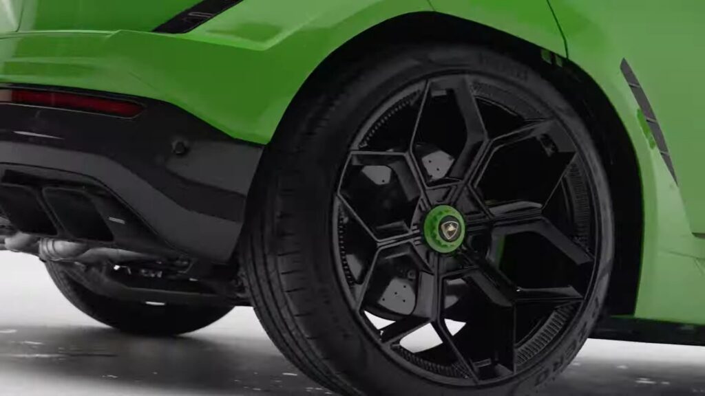 Lamborghini Urus Performante by Novitec: ancora più aggressiva e potente