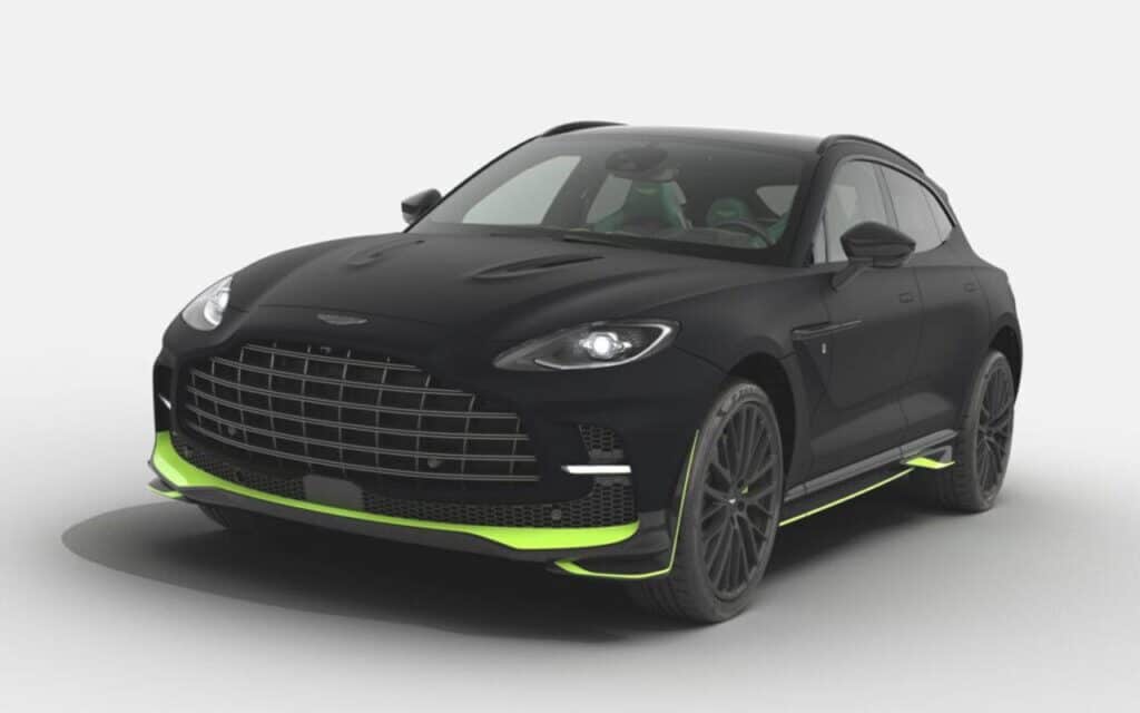 Aston Martin DBX707 Japan Midnight Podium Edition: svelata la nuova edizione speciale [FOTO]