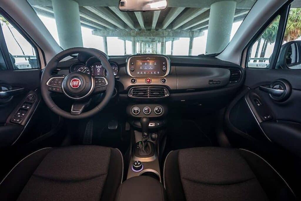 Fiat 500 X 2024: caratteristiche, motori e prezzi con allestimenti