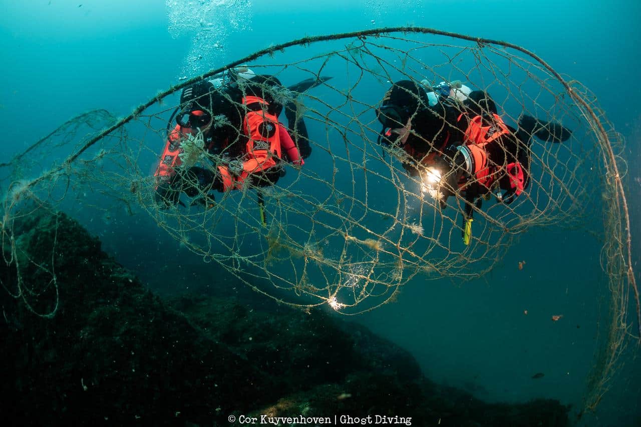 Hyundai rafforza la collaborazione con Healthy Seas e Ghost Diving USA