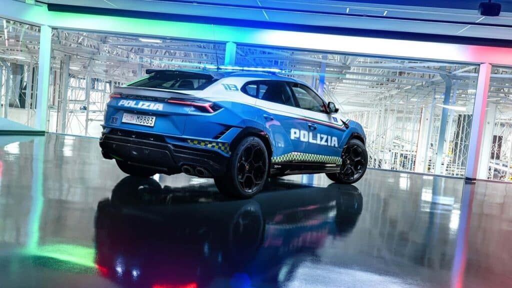 Lamborghini Urus Perfomante Polizia di Stato 1