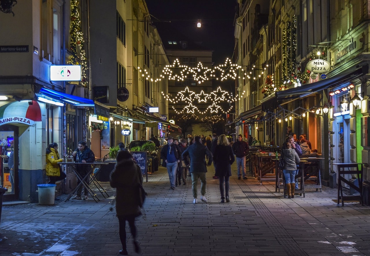 Previsioni traffico e meteo Natale 2023: oltre 12 milioni in viaggio
