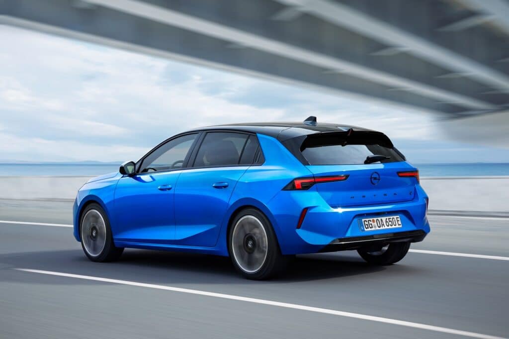Nuova Opel Astra elettrica