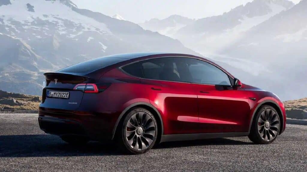 Tesla Model Y: aggiornamento in arrivo nei prossimi mesi
