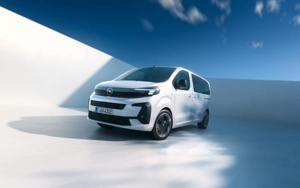 Zafira Electric e Combo Electric 2024: le novità di Opel per la mobilità elettrica